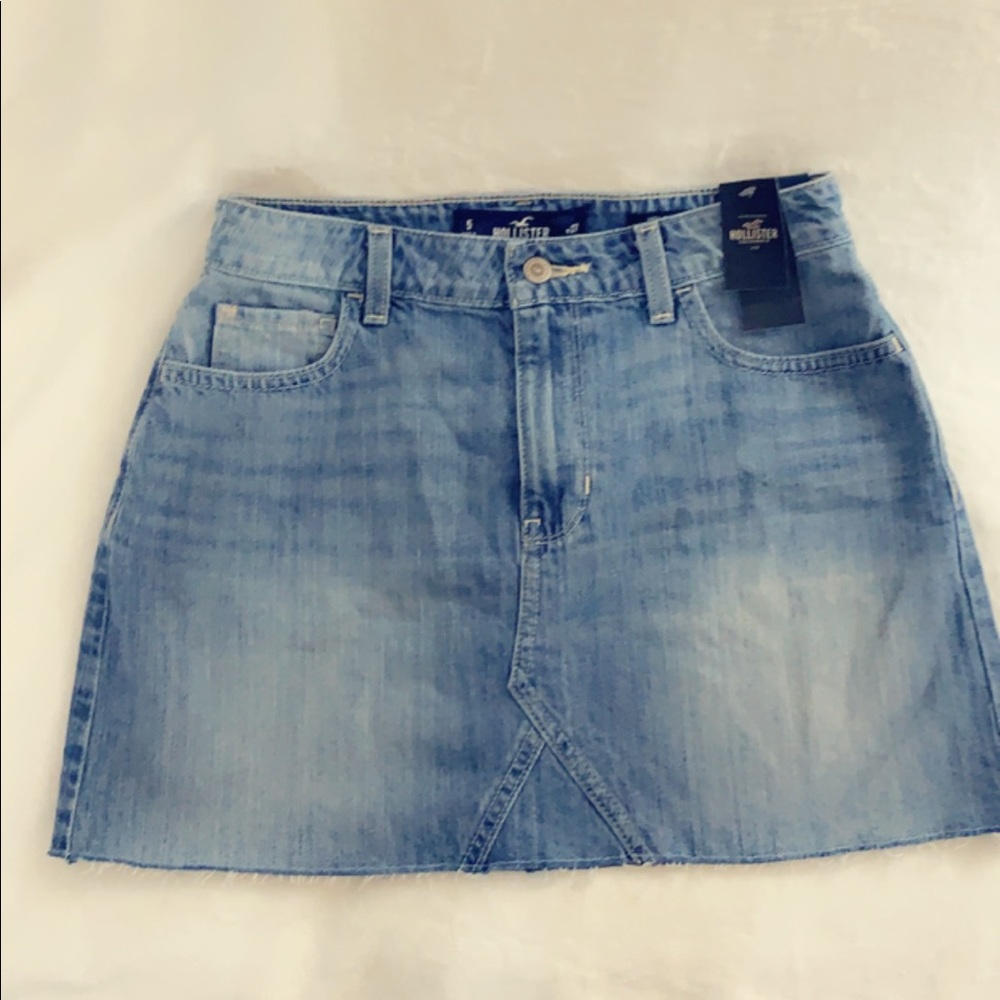 Hollister high rise skirt